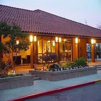 Kellogg West Conference Center & Hotel Pomona Extérieur photo